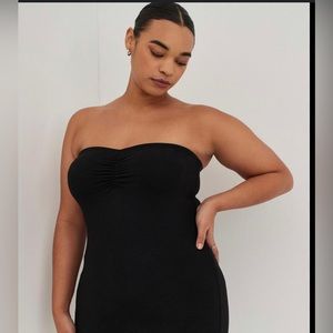 Torrid- Ruched-Front tube top, 14/16, NWT